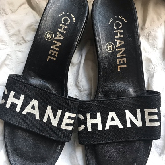 FINAL PRICE 90s CHANEL heeled slides Authentic - Picture 2 of 8